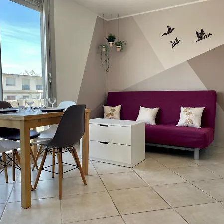 Apartment 112 Grains De Folie